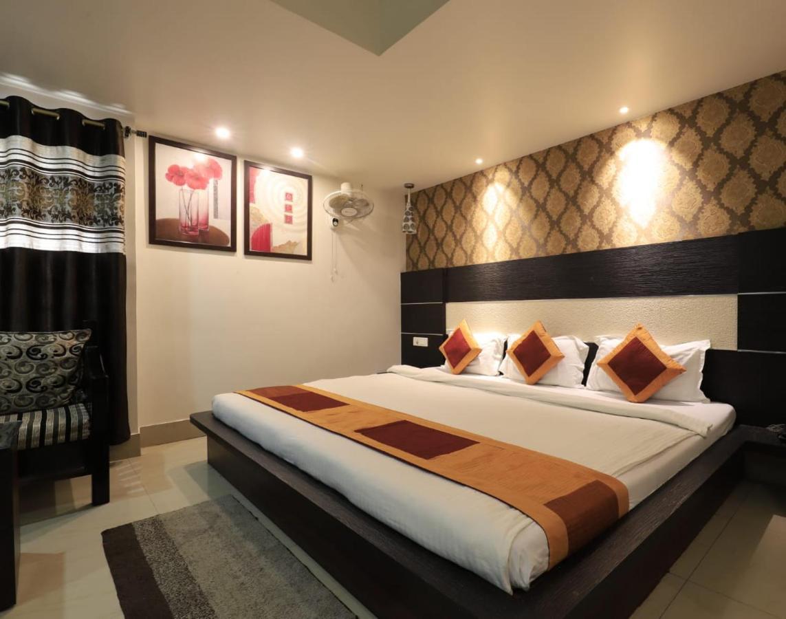 Hotel Rashmi גווהטי מראה חיצוני תמונה